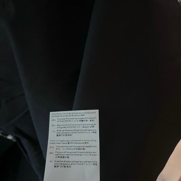 Hugo Boss Women's "Decka1" Black and White Houndstooth 3/4 Plaid Pencil Dress 10 - Picture 9 of 10